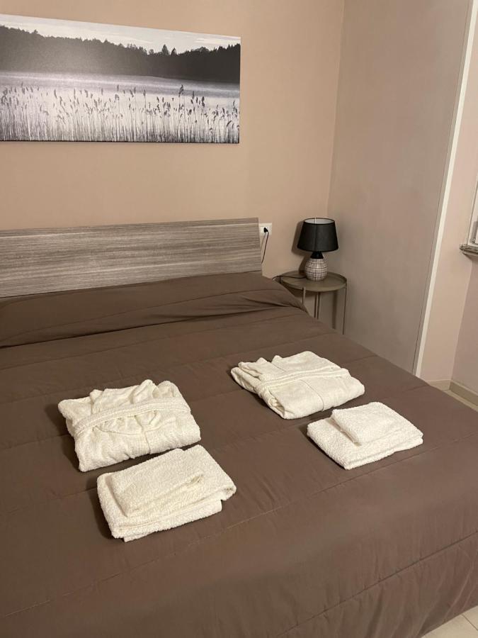Rosy Bed&Breakfast แตร์นี ภายนอก รูปภาพ